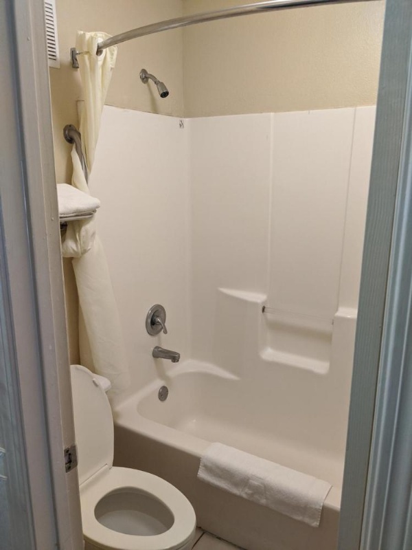 Key West Inn - Montgomery South image 6